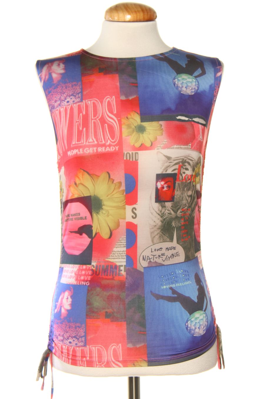 T-shirt Desigual de la taille M, de couleur imprimés