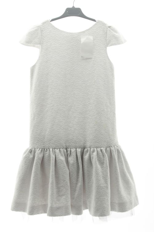 Aufwändiges Kleid