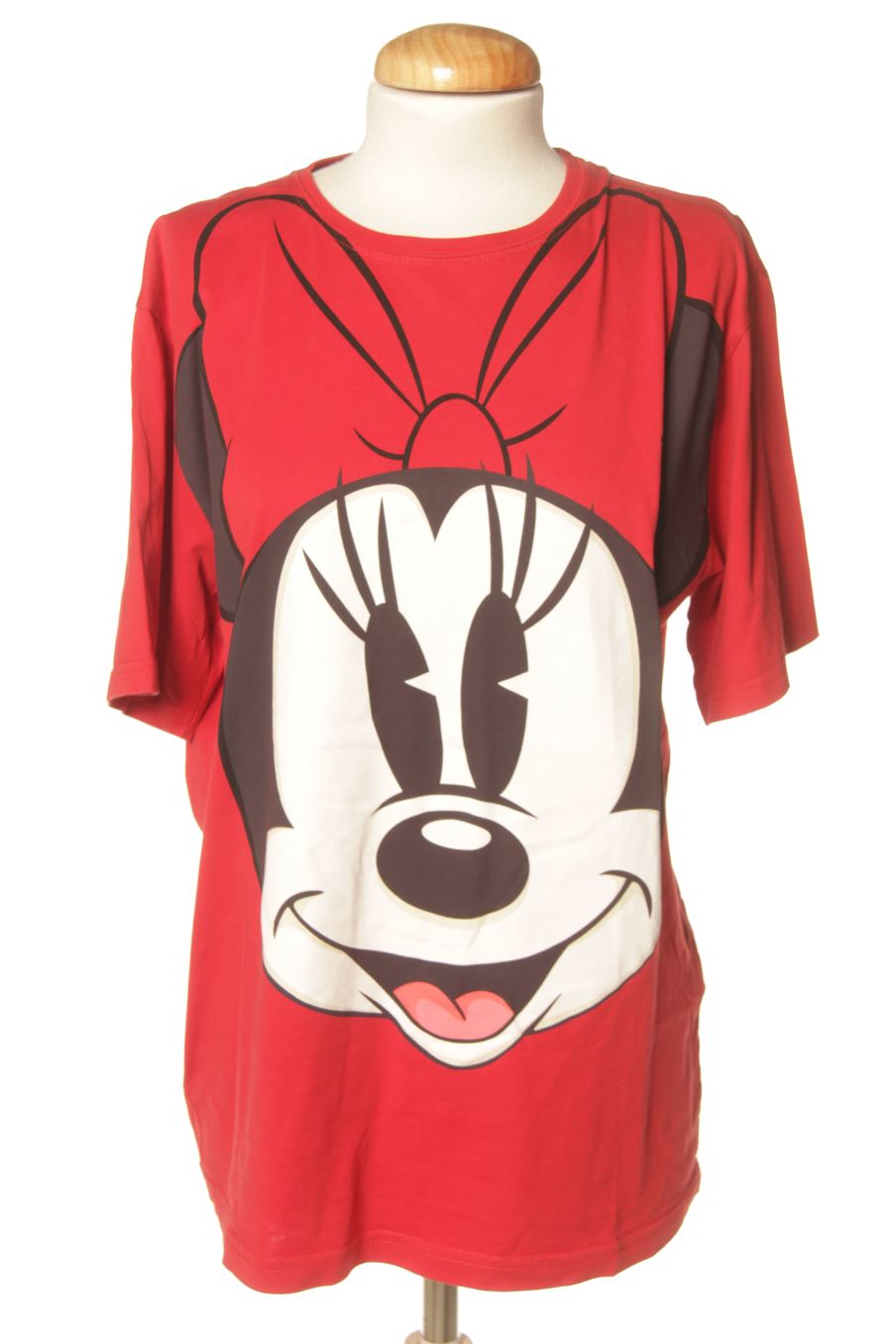 Camiseta de Disney de la talla M, de color rojo