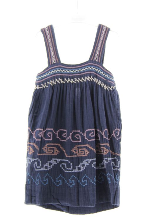 Aufwändiges Kleid