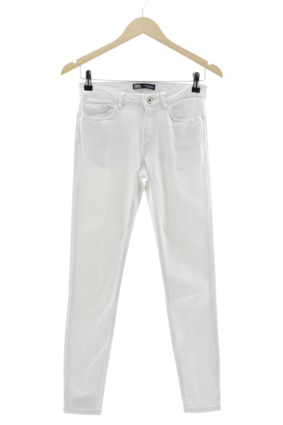 Jeans Zara de la taille 34, de couleur blanc de denim