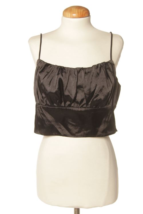 Aufwändiges Top