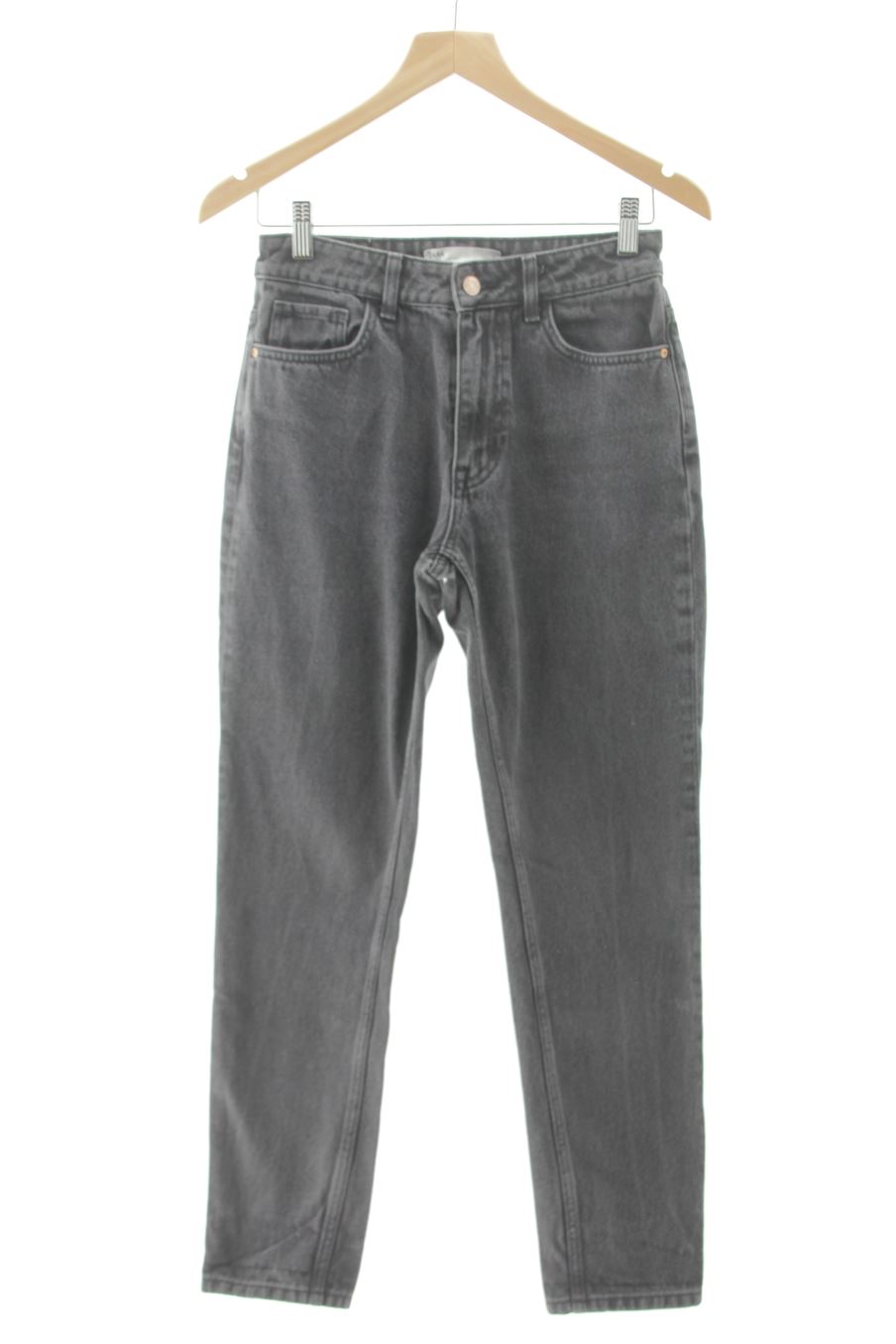 Jeans Zara de la taille 36, de couleur gris