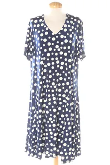 Einfaches Kleid 54 Vetistyle, Foto 1 von 2
