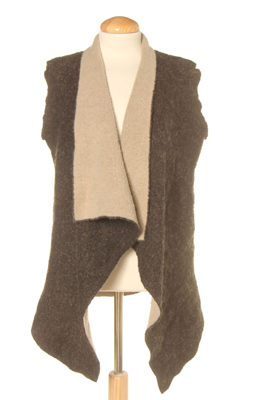 Chaleco de tela de Zara de la talla M, de color negro