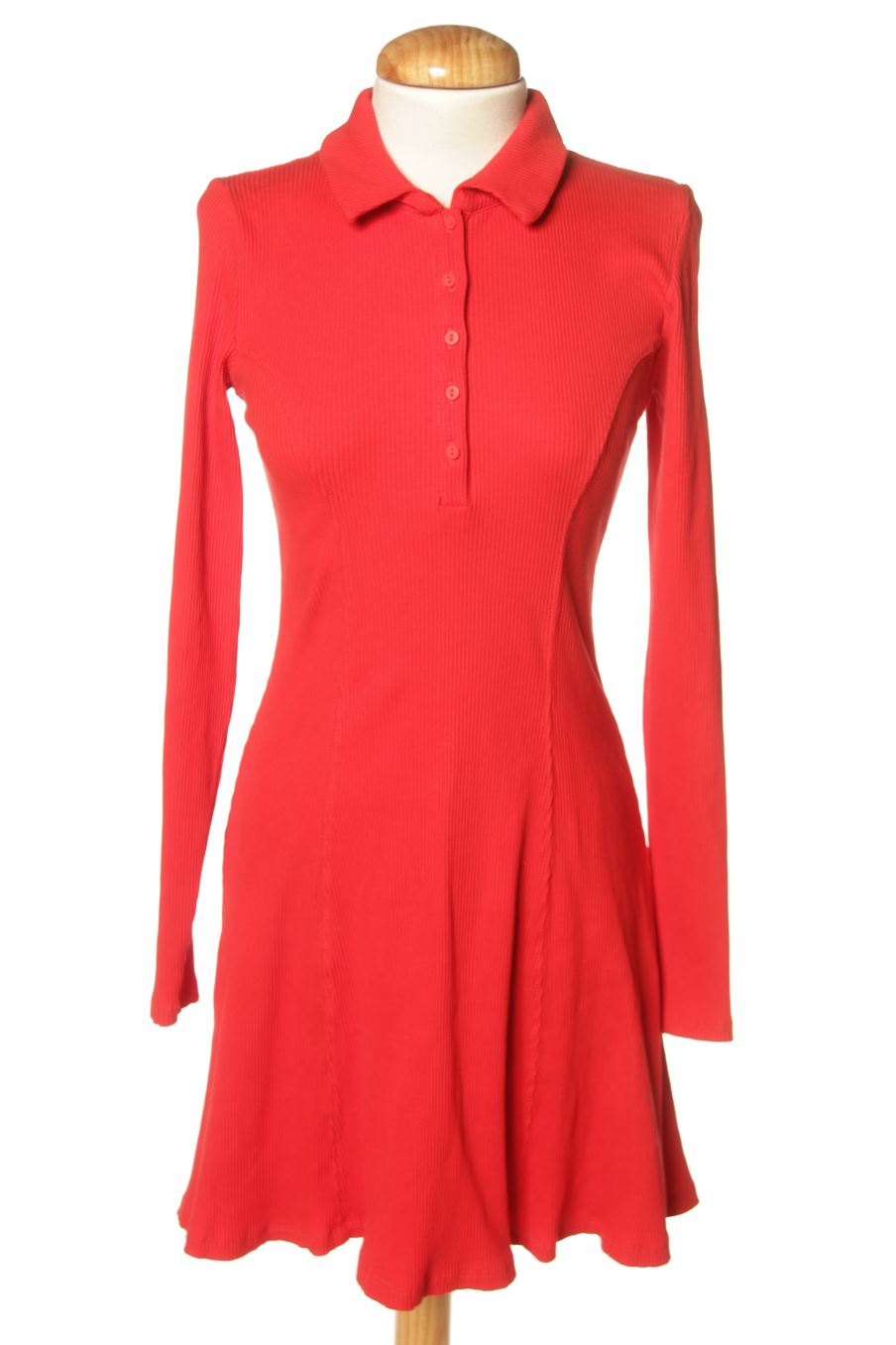 Robe casual Zara de la taille M, de couleur rouge