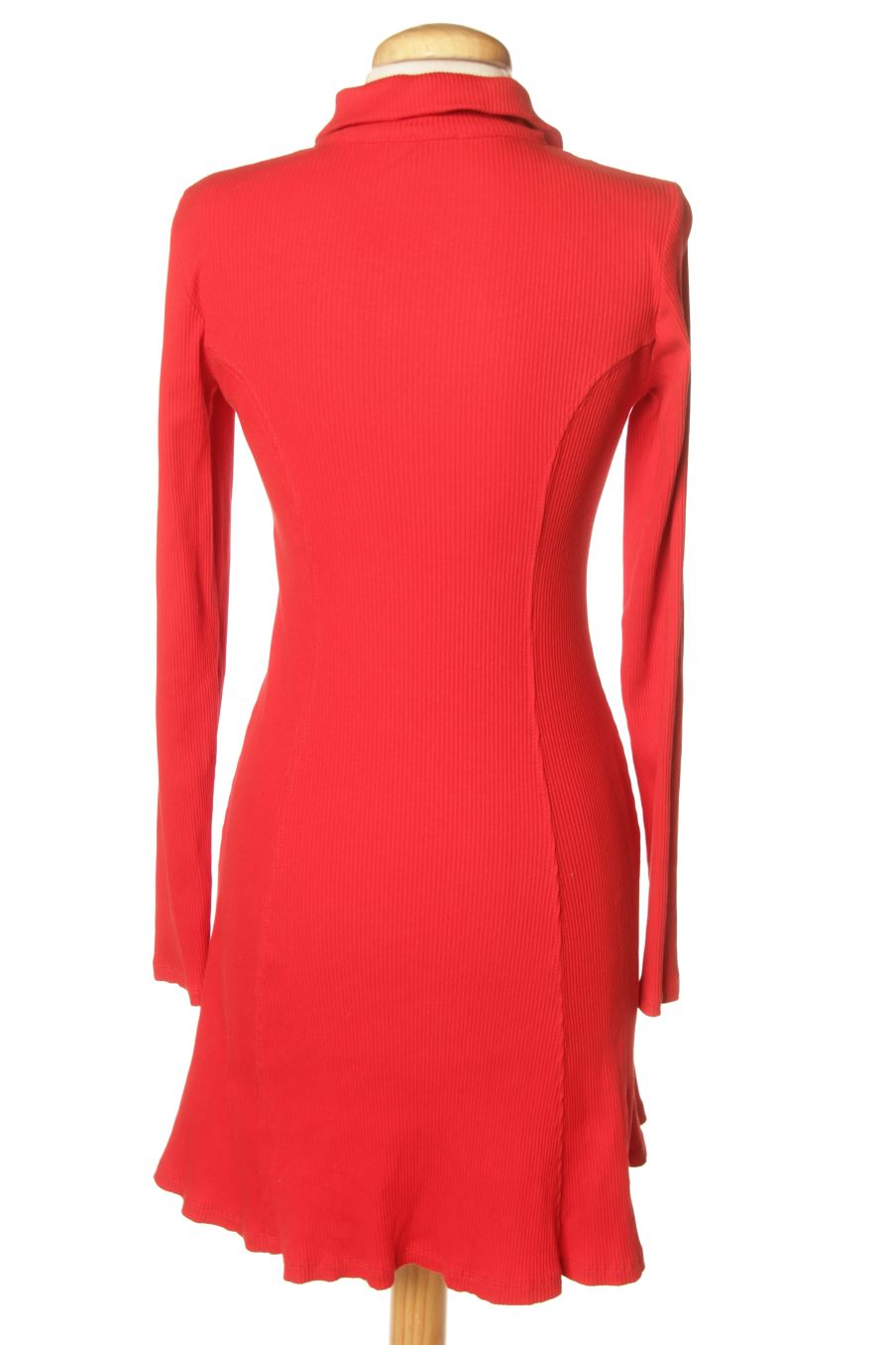 Robe casual Zara de la taille M, de couleur rouge