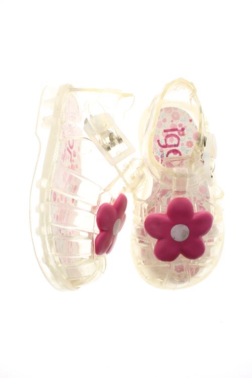 Méduses en plastique