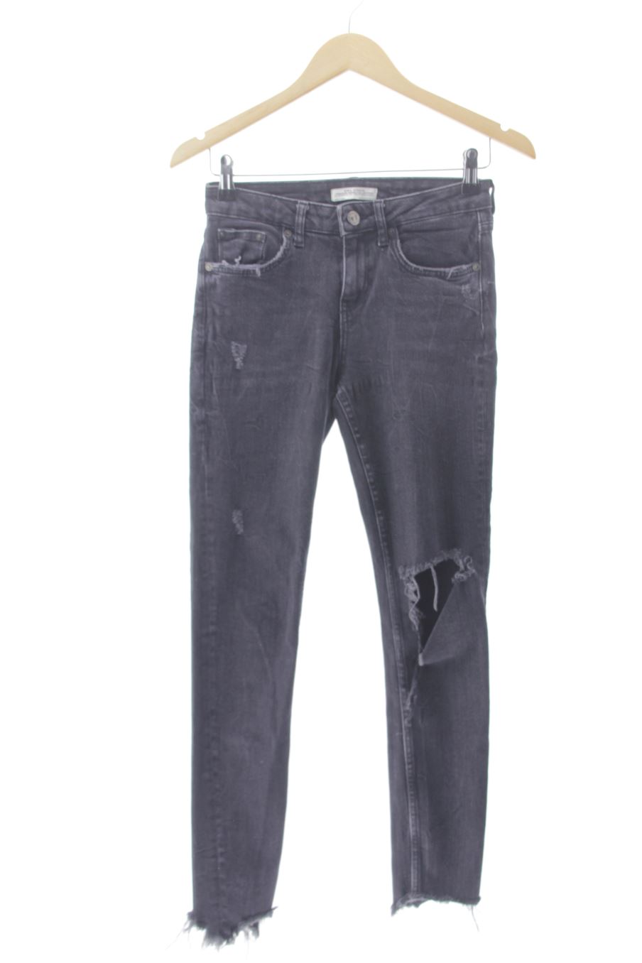 Jeans von Zara Größe 34, Farbe Schwarz, aus Jeanskleidung für