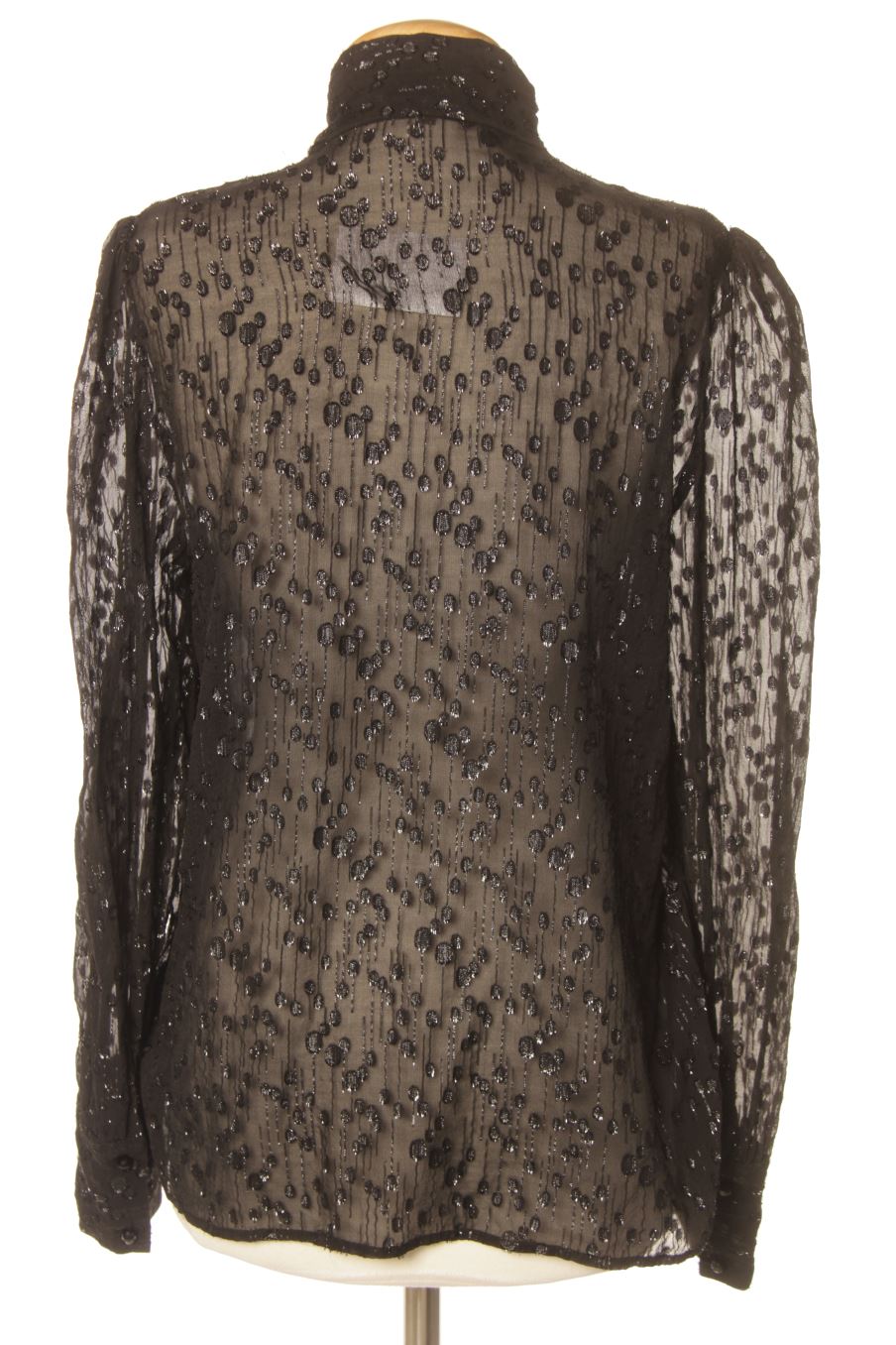 Camisa de Mirto de la talla 42, de color negro