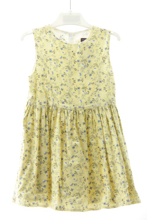 Aufwändiges Kleid