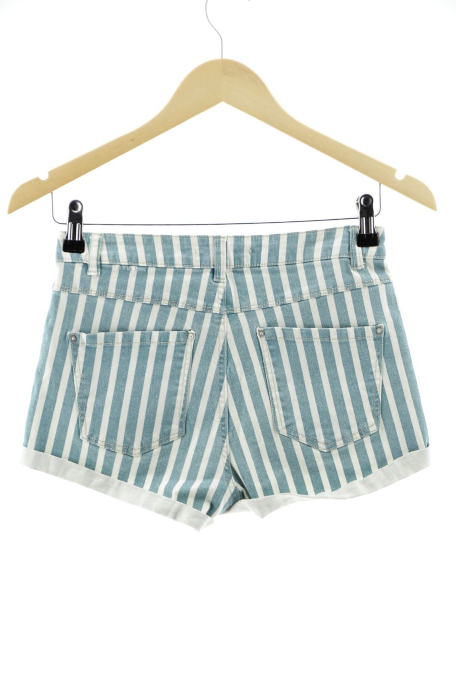 Shorts Pull & Bear de la taille 36, de couleur rayures de denim