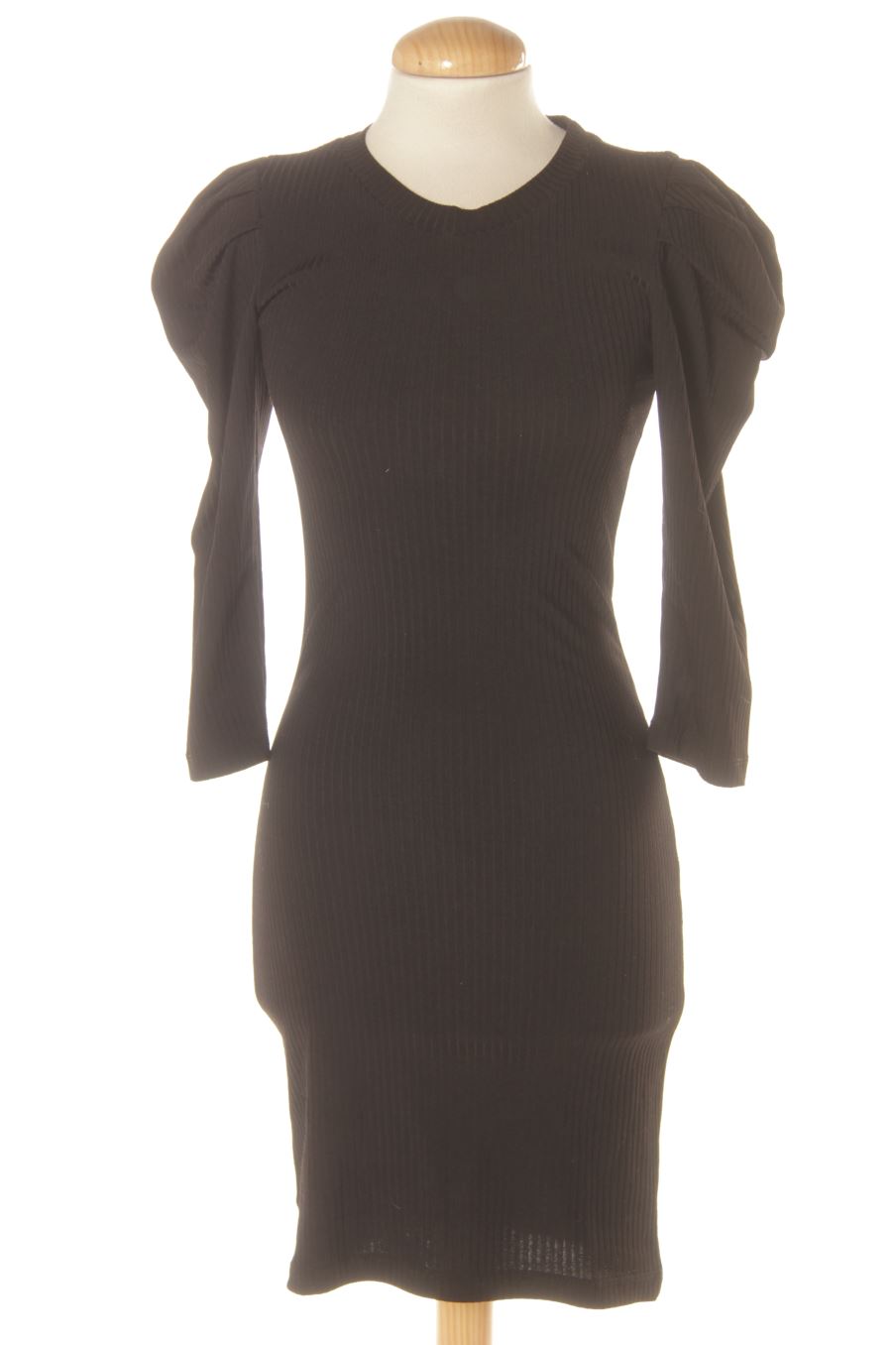 Vestito casual de Bershka de la talla S, de color nero