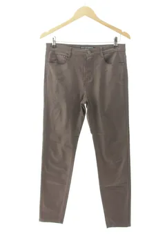 Pantaloni 40 Stradivarius, foto 1 di 2