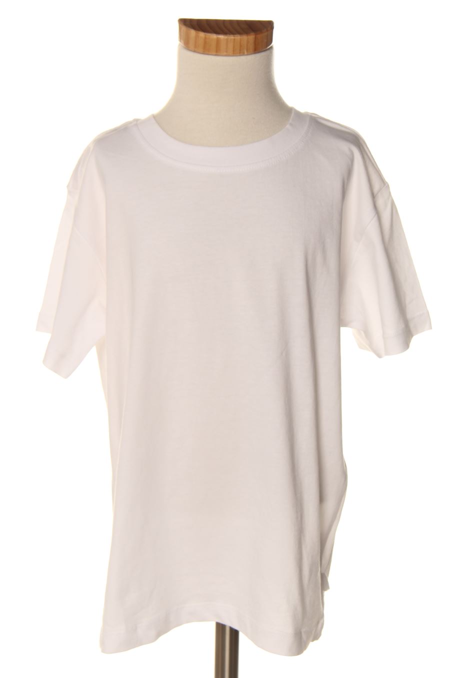 T-shirt El Corte Ingles de la taille 8 ans avec une étiquette