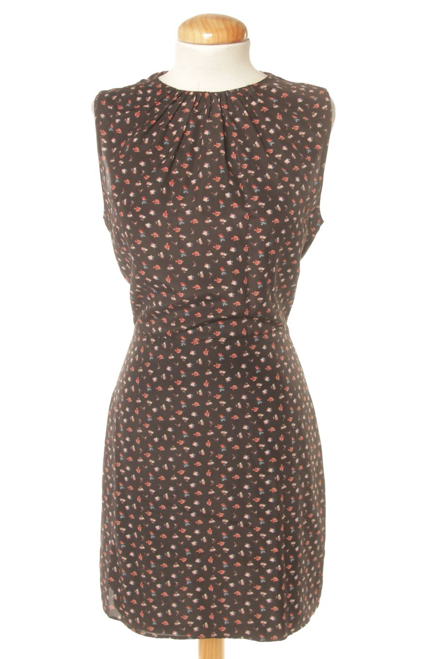 Robe casual trf (ZARA) de la taille S, de couleur fleurs