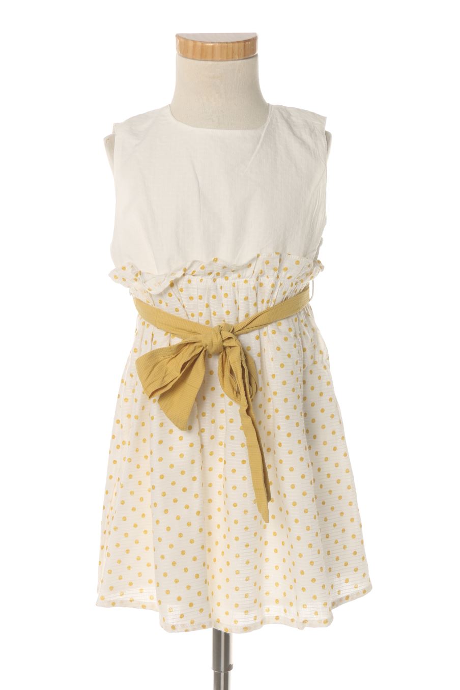 Robe Dadati de la taille 5 ans avec une étiquette