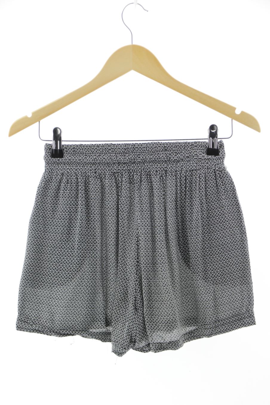 Shorts La Halle de la taille 36, de couleur noir