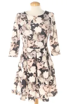 Vestido casual 40 Fórmula Joven, foto 1 de 2
