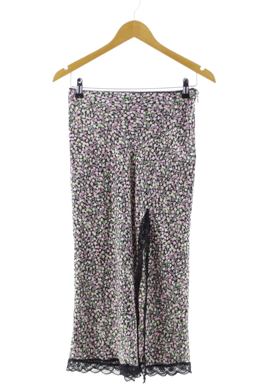 Jupe H&M de la taille 36, de couleur fleurs