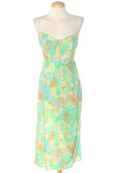 Vestido casual S Stradivarius, foto 1 de 2
