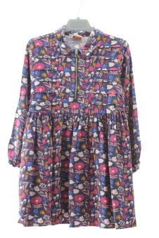 Aufwändiges Kleid 116 Tape à l`oeil