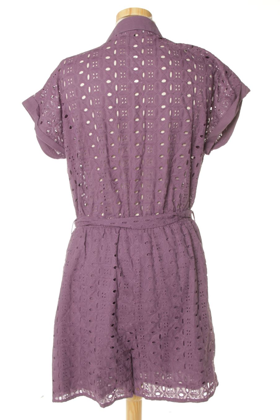 Combinaison Etam de la taille 40, de couleur pourpre