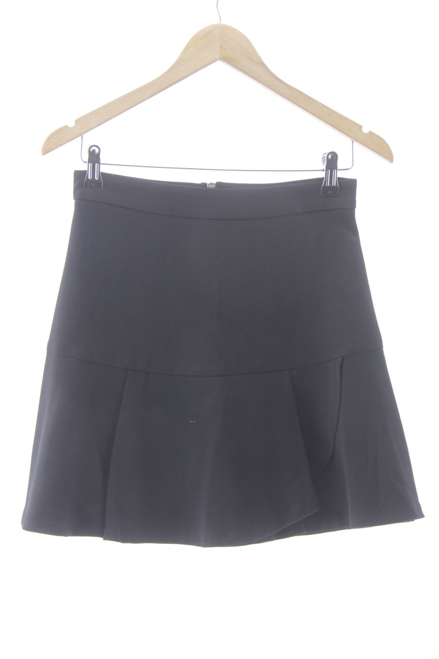 Jupe Stradivarius de la taille 34, de couleur noir
