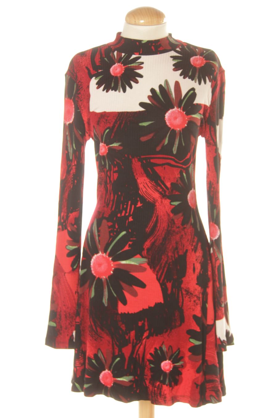 Robe casual Desigual de la taille M, de couleur imprimés