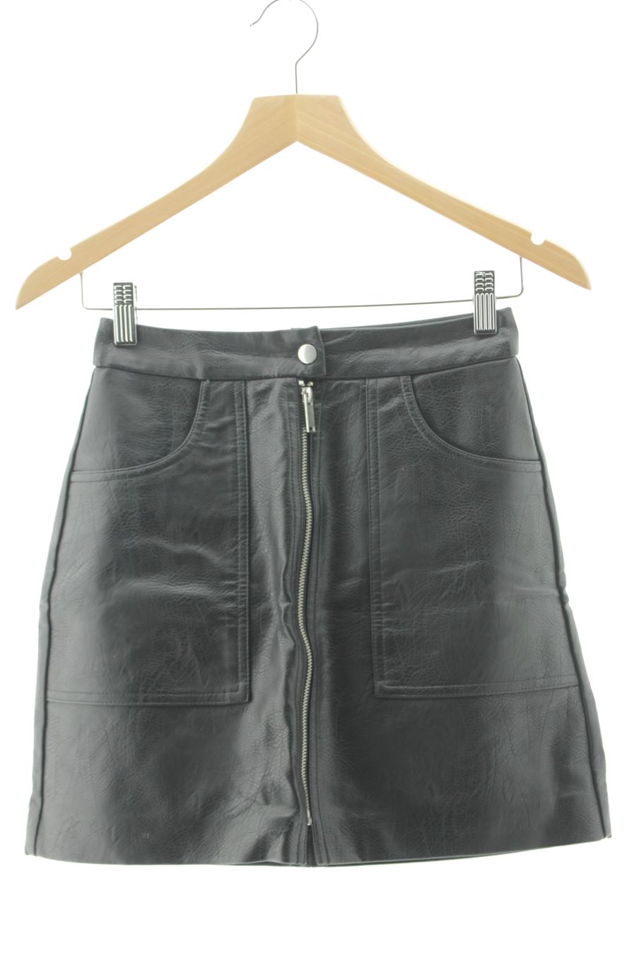 Jupe Stradivarius de la taille 34, de couleur noir de synthétique