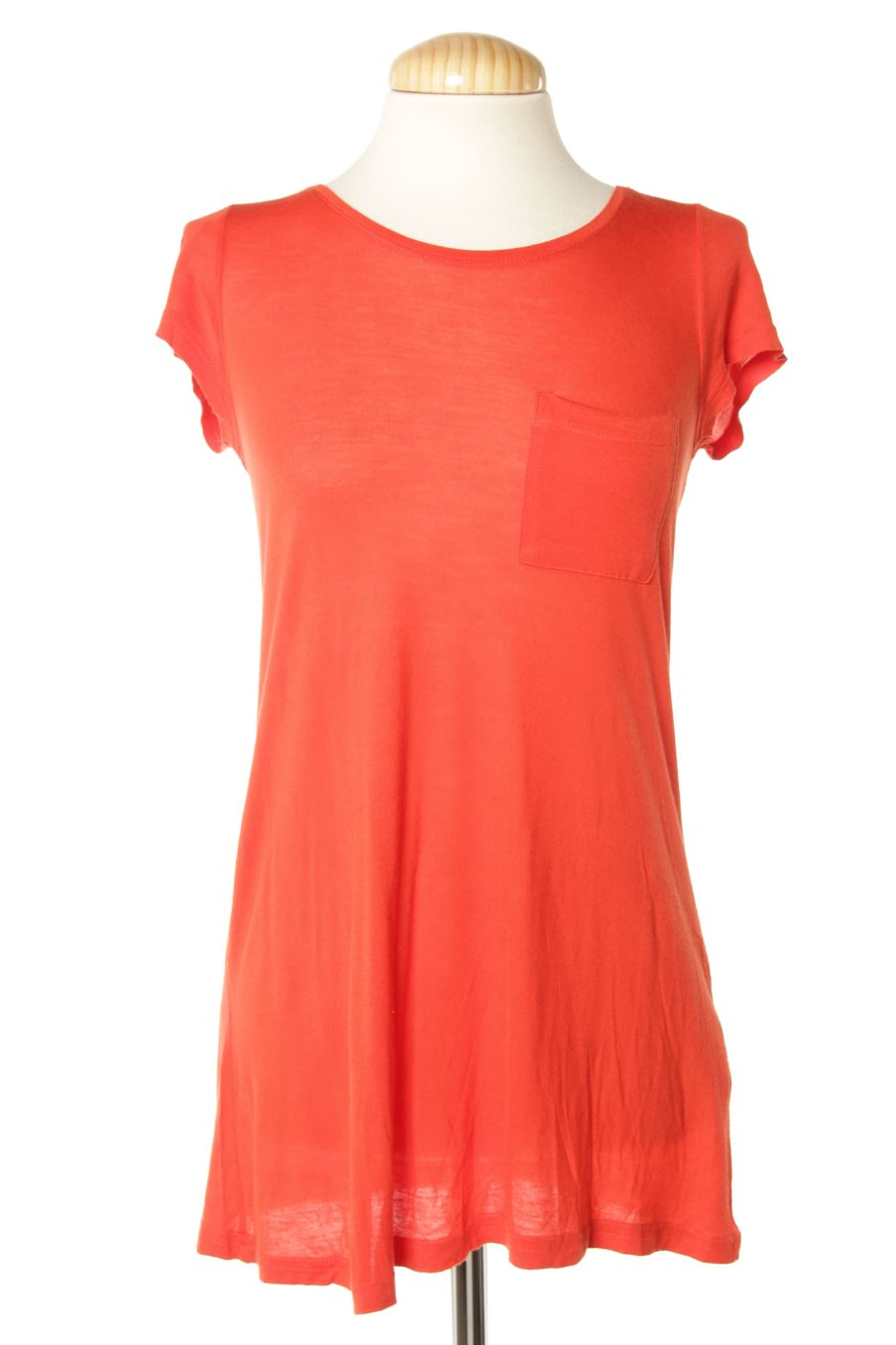 T-shirt H&M de la taille 34, de couleur rouge