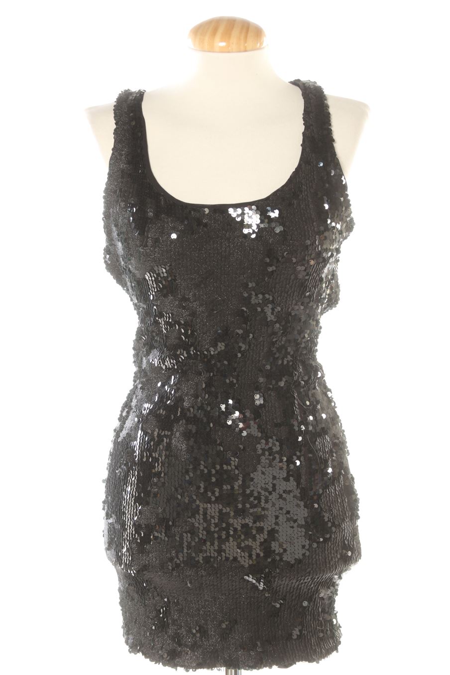 Robe Bershka de la taille M, de couleur noir