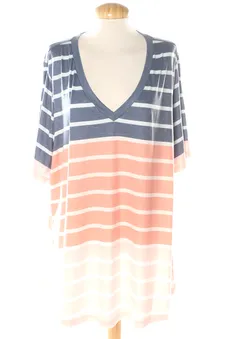 Camiseta 48 BLOOMCHIC, foto 1 de 2
