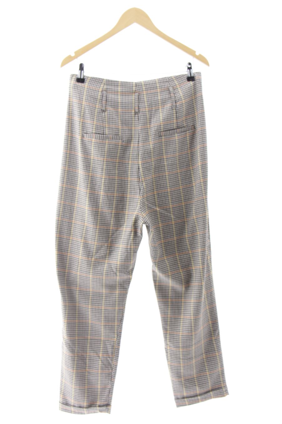 Pantalon Bershka de la taille 42, de couleur carreaux
