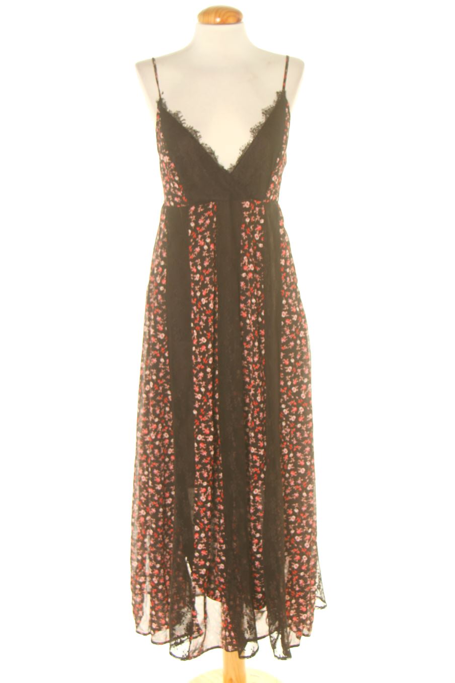 Vestito casual de Stradivarius de la talla S, de color fiori