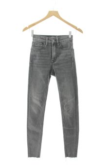 Jeans 32 Stradivarius, foto 1 di 2