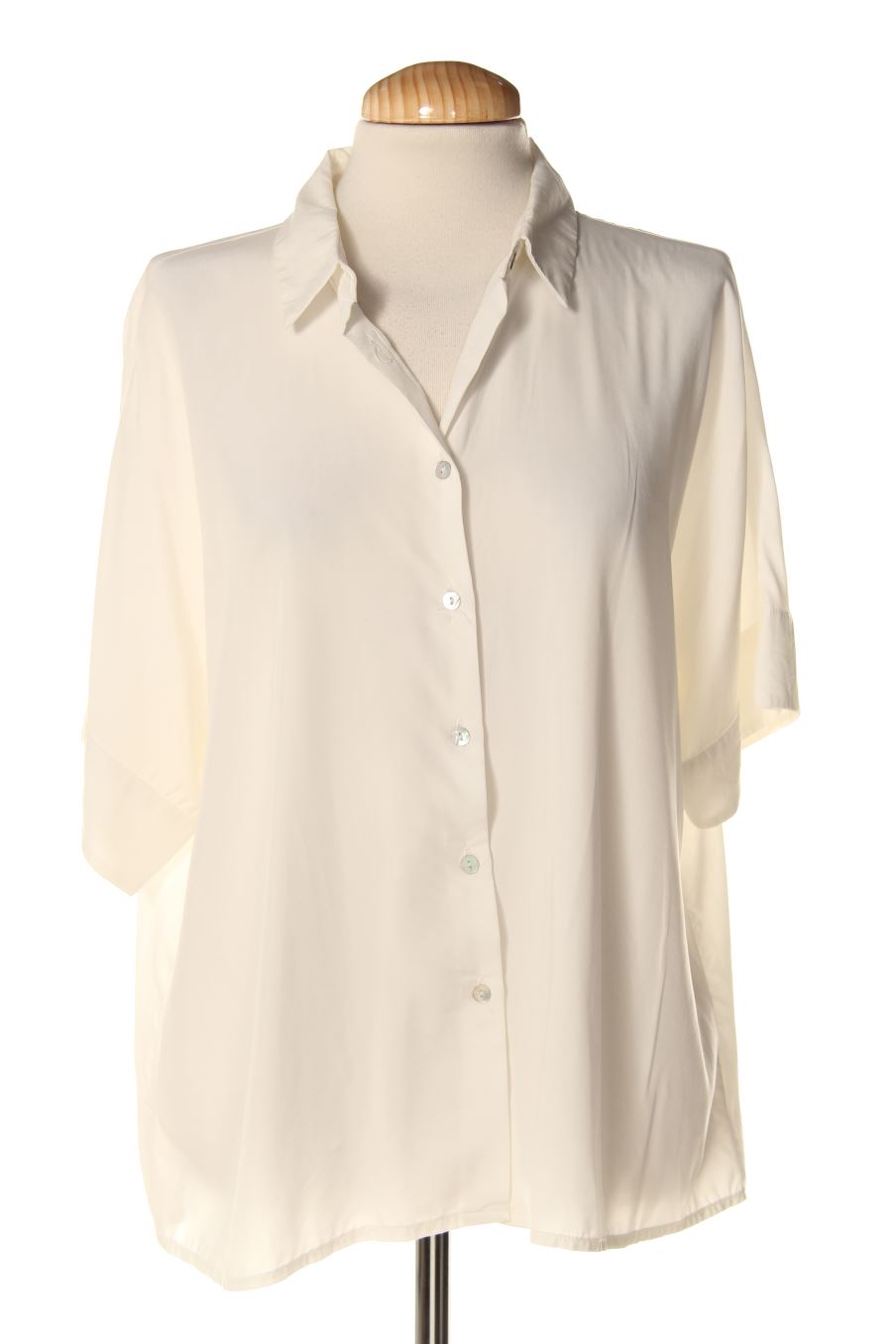 Camisa de Mango de la talla M, de color blanco