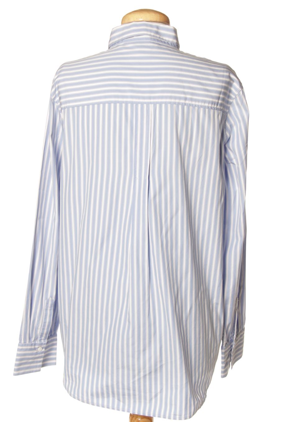 Camisa de Massimo Dutti de la talla 40, de color rayas