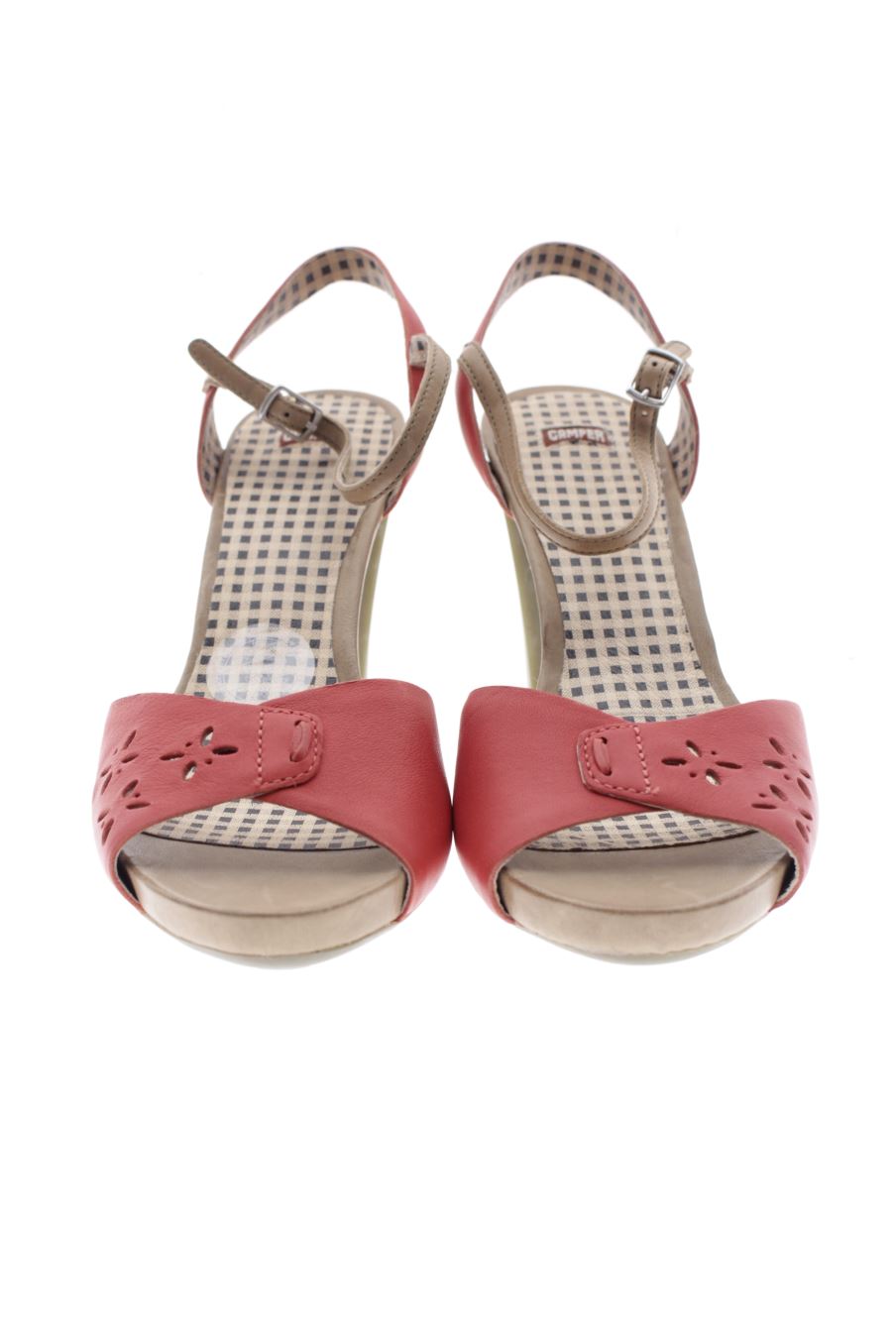 Sandalias tacon de Camper de la talla 39, de color rojo de