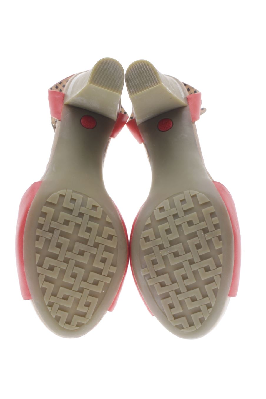 Sandalias tacon de Camper de la talla 39, de color rojo de
