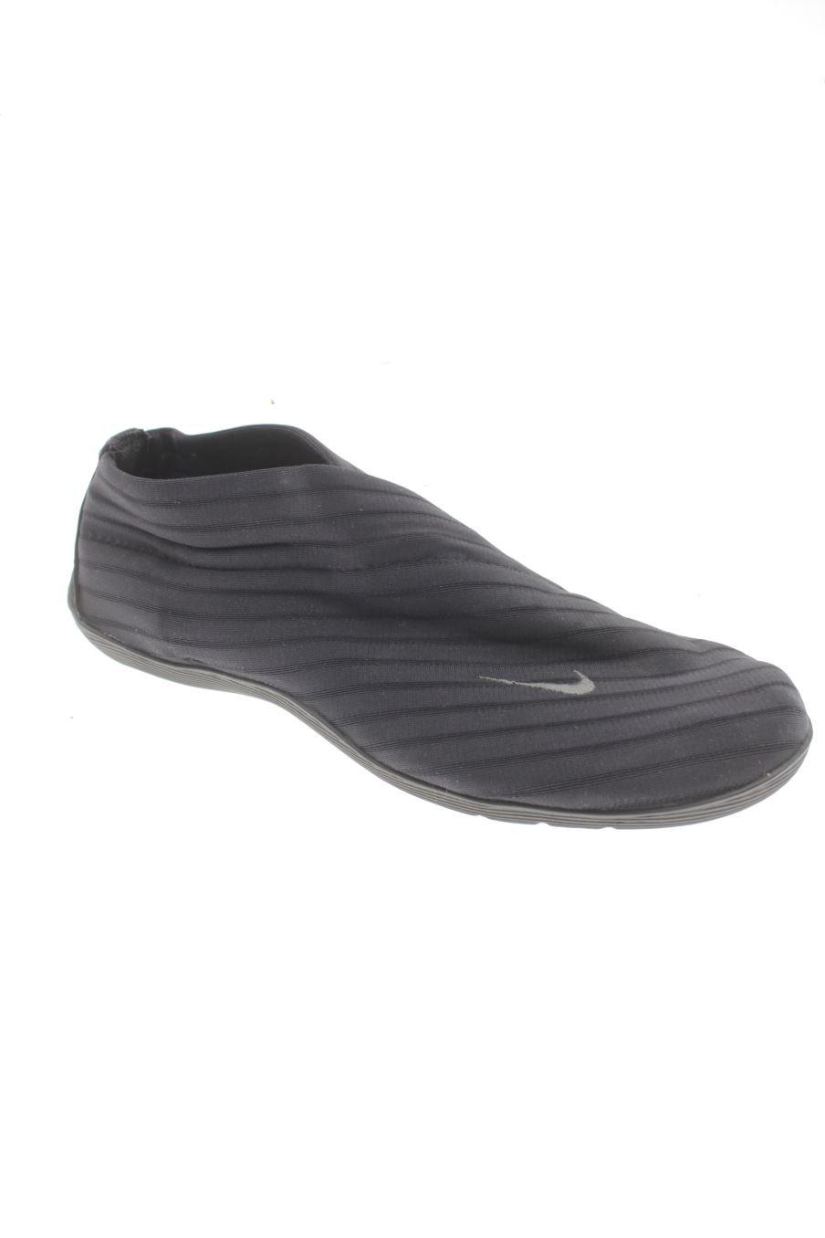 Deportivos de Nike de la talla 40, de color negro de