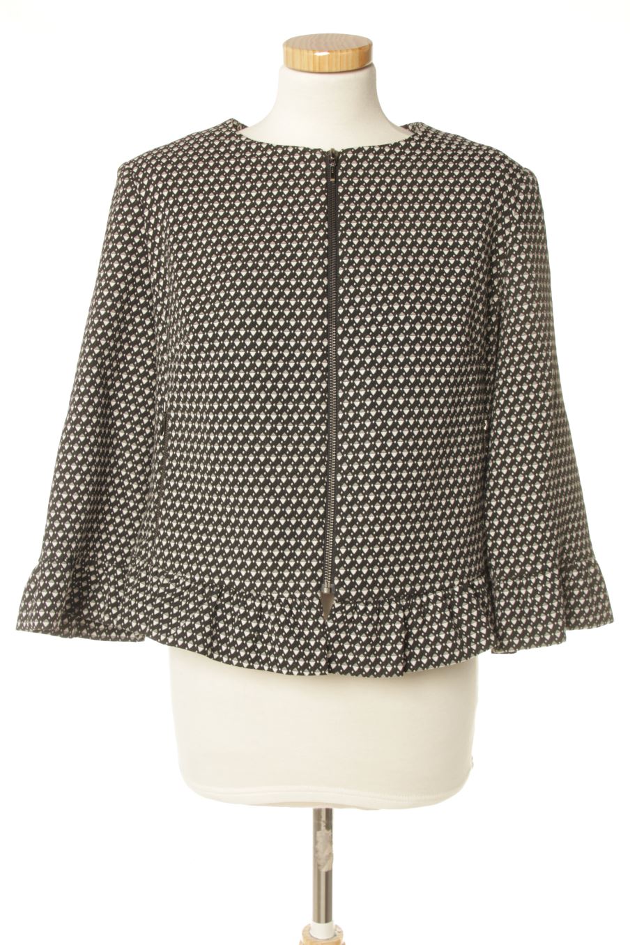 Cazadora de Dandara de la talla M, de color negro