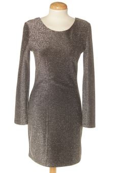 Aufwändiges Kleid 38 Por que?