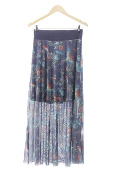 Aufwändiger Rock XS Smash