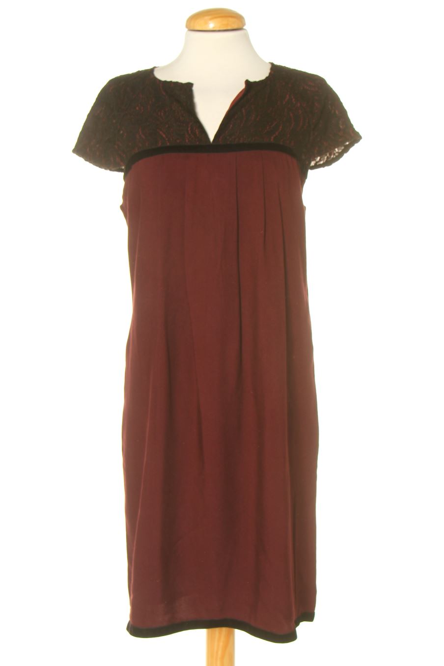 Robe casual Begoña costa de la taille 38, de couleur bordeaux