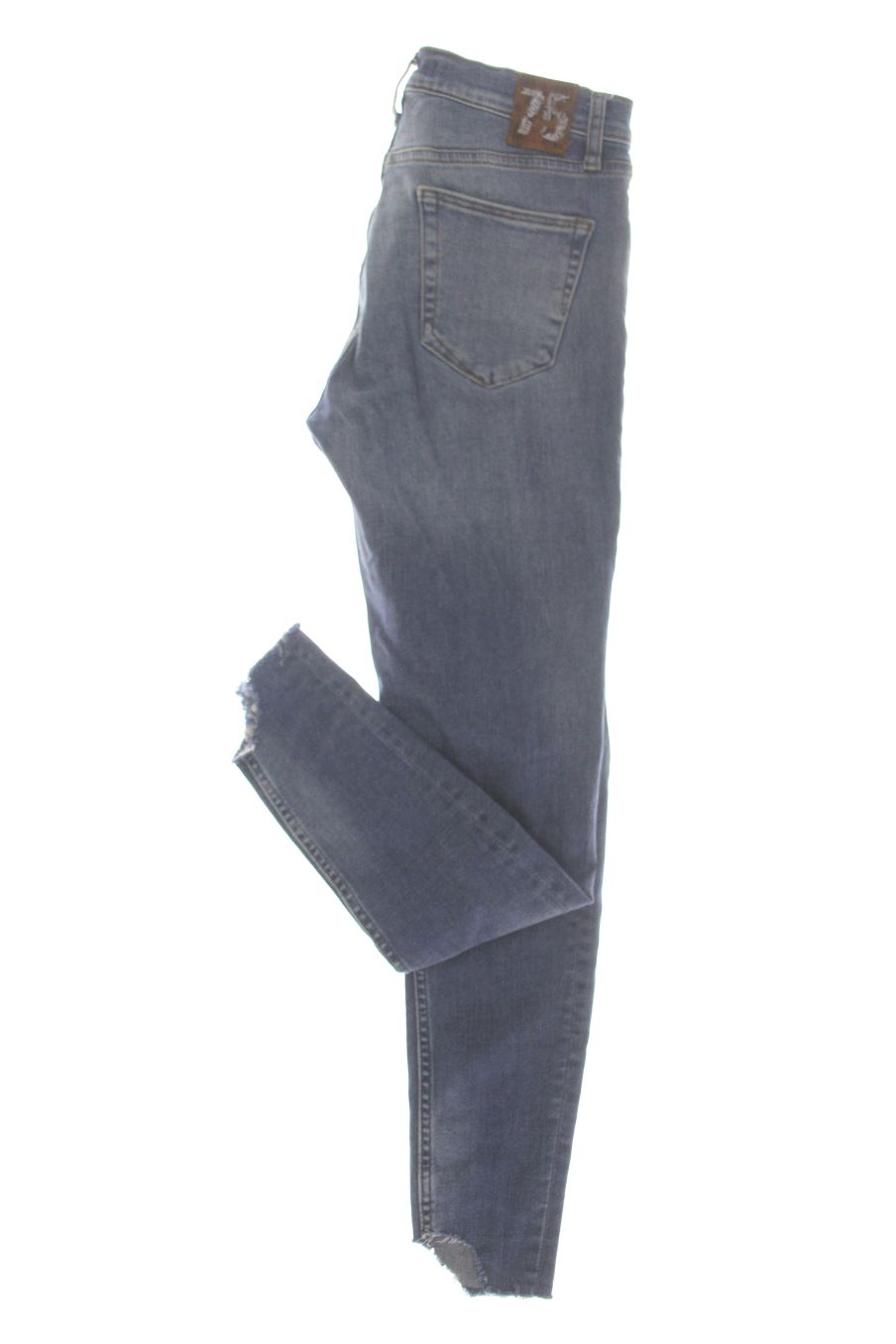 Vaquero de Zara de la talla 36, de color azul de ropa vaquera