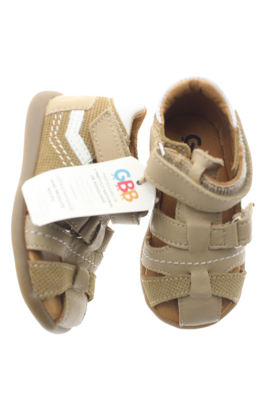 Sandalias de GBB de la talla 19 con etiqueta