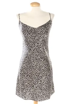 Vestito casual XS Stradivarius, foto 1 di 2