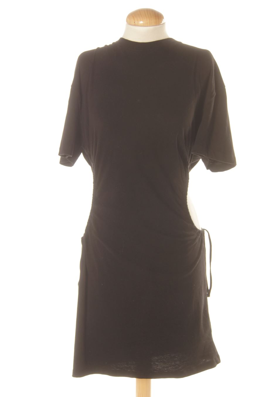 Robe casual Bershka de la taille M, de couleur noir