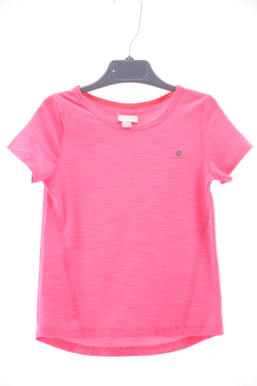 T-shirt Decathlon de la taille 7 ans de seconde main